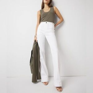 WHBM High-Rise Novelty Chain Trouser Jean.  Size 6